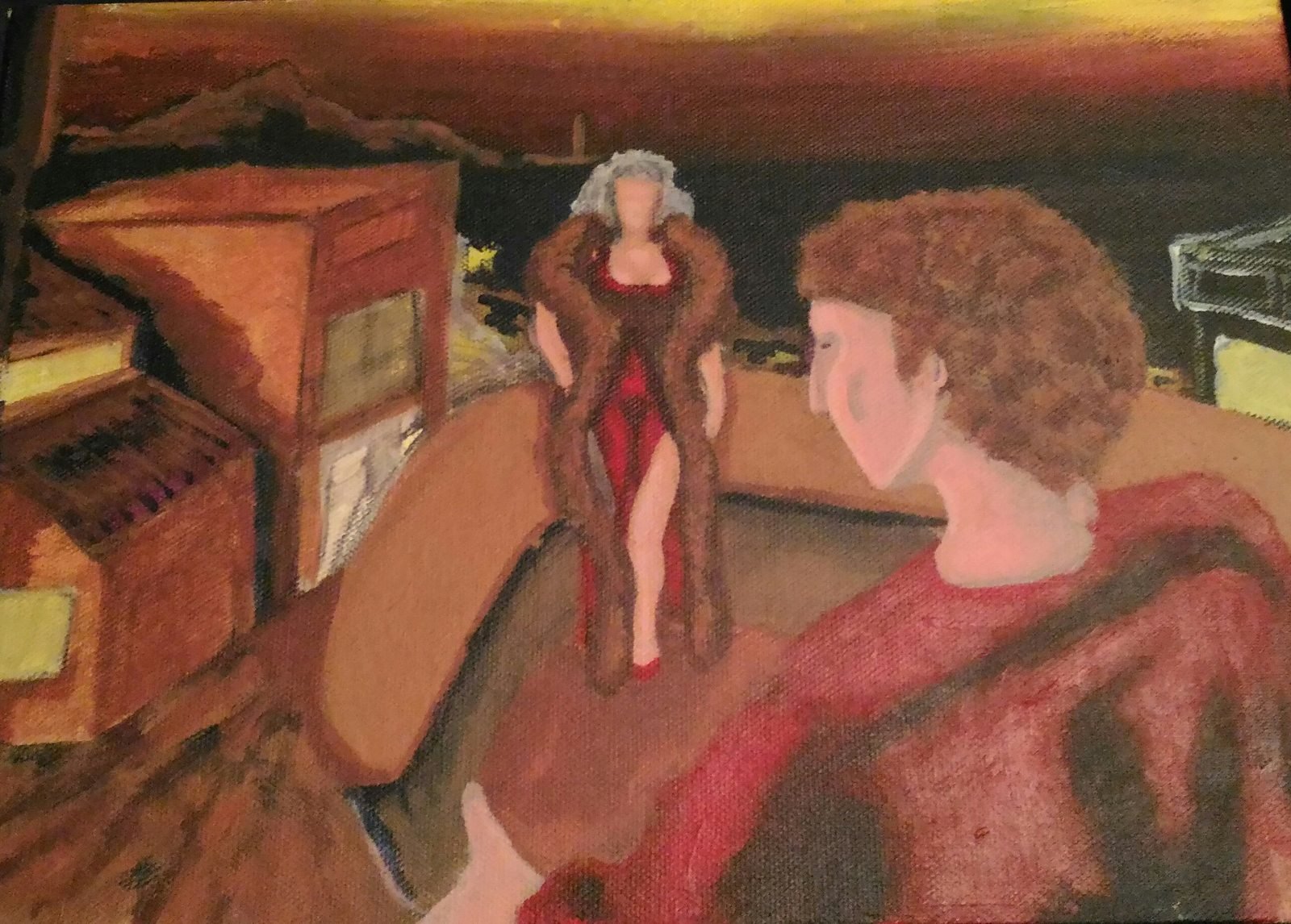 Une femme en robe rouge et fourrure, vue de dos par un homme aux cheveux bouclés, dans une pièce aux tons bruns.
